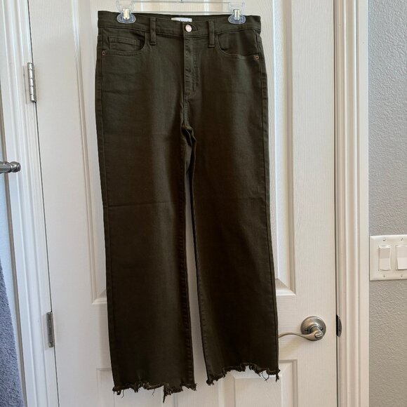NWOT SNEAK PEEK WOMANS JEANS MIDRISE STRAIGHT LEG OLIVEGREEN FRAYED HEM SZ 7/W28 - Picture 1 of 9